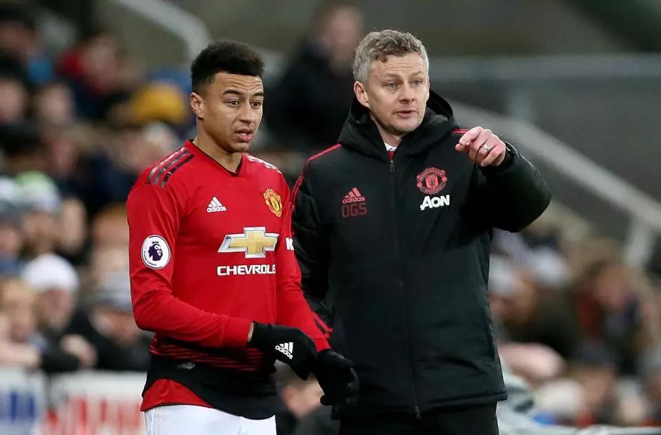 且在關鍵比 且在關鍵比